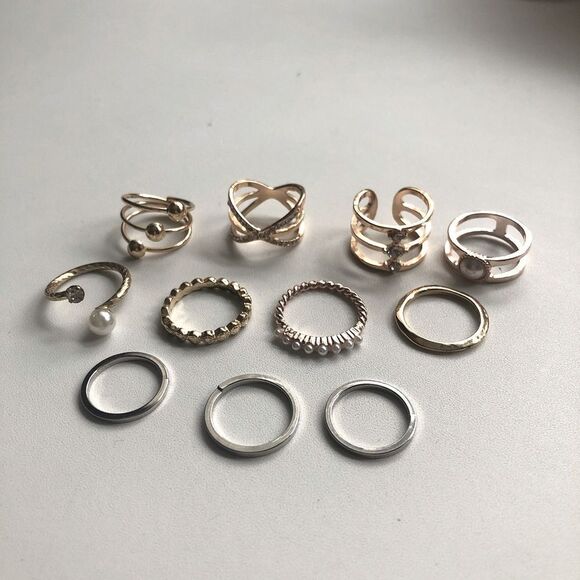 3/$25 Ring Set - Picture 4 of 5